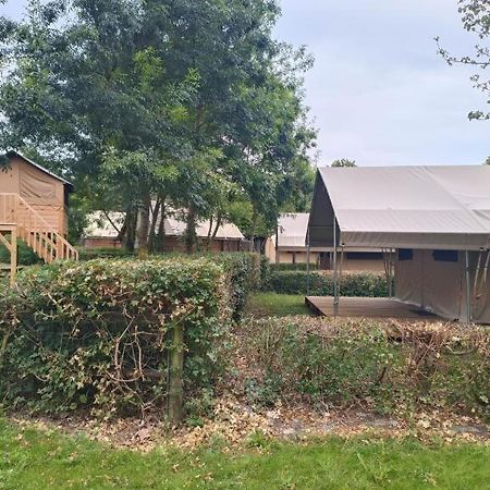 Camping Onlycamp La Confluence Savonnières Esterno foto