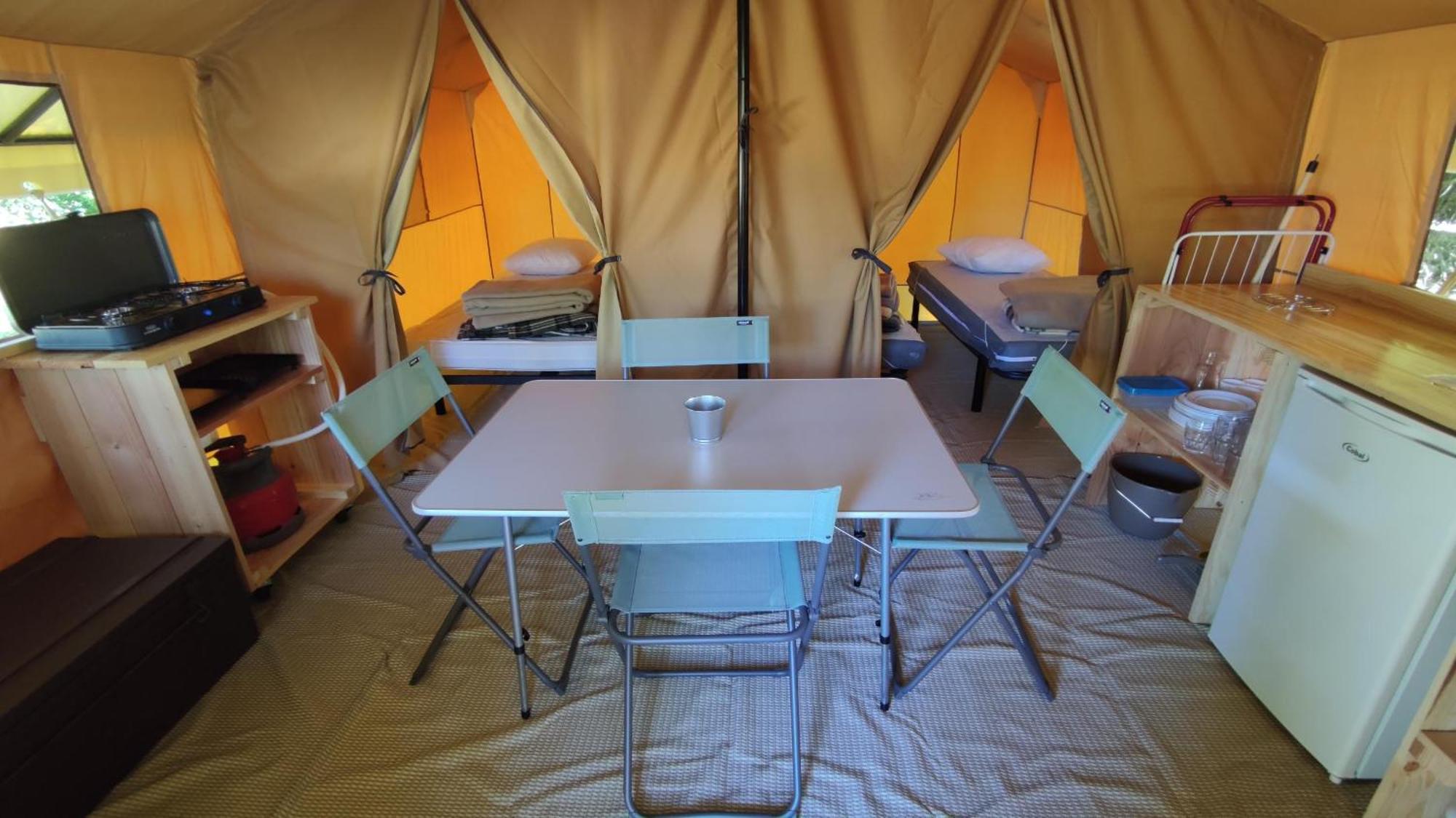 Camping Onlycamp La Confluence Savonnières Esterno foto