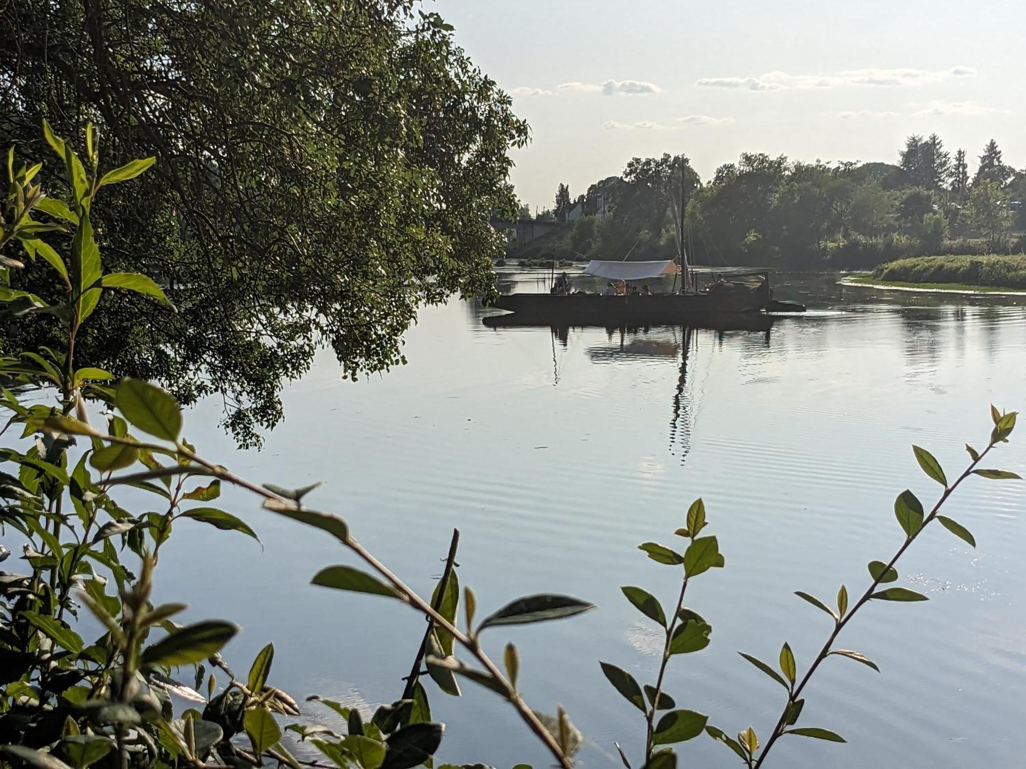 Camping Onlycamp La Confluence Savonnières Esterno foto